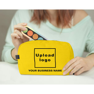 Neceser Nombre comercial y logotipo en el kit de dopp amar