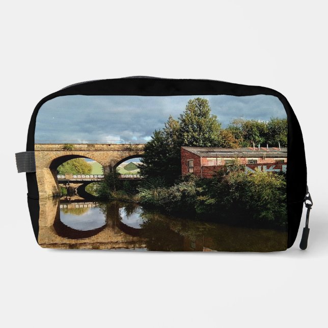 Neceser On the way to Attercliffe (Anverso)