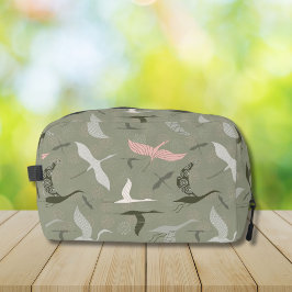 Neceser Patrón de grúas voladoras en verde salvia