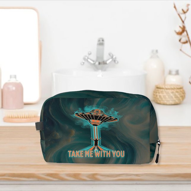 Neceser Saucer volador de estilo de los años 60 (Subido por el creador)