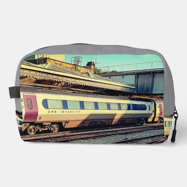 Neceser Tren de Beige y Maroon (Anverso)