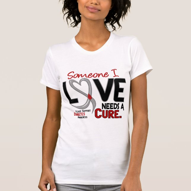 NECESITA las camisetas y los regalos de una (Anverso)