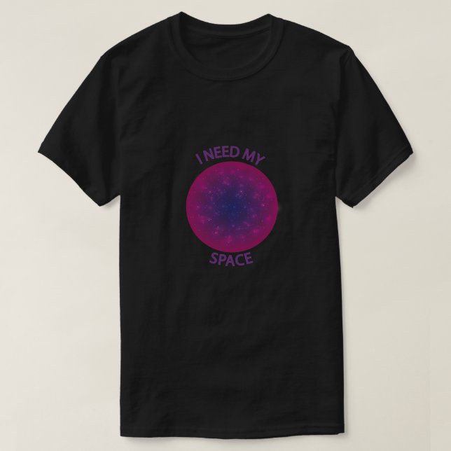 Necesito mi camiseta oscura básica en el espacio (Diseño del anverso)