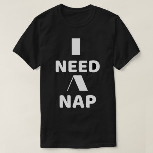 Necesito una siesta Camiseta divertida con cita