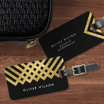 Negrita Faux Gold Geométrica Lumaleta Etiqueta<br><div class="desc">Destacar del resto del equipaje en la reclamación de equipaje con esta negrita y elegante bolsa negra con un diseño geométrico falso de oro. Personalice esta etiqueta con su información y para obtener más opciones, como cambiar el tipo de letra y su tamaño, haga clic en el botón "Personalizar". *Tenga...</div>