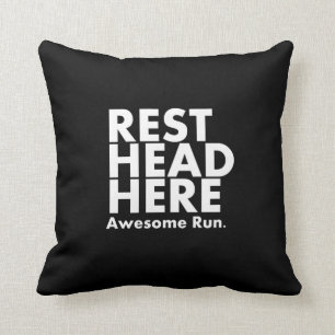 Negro de la almohada del corredor del