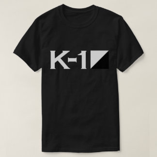 Negro de la camiseta K-1