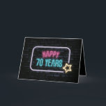 Neon 70th Birthday Rótulo En Tarjeta De Ladrillo<br><div class="desc">Signo de neón brillante con una estrella en ladrillo oscuro por 70 años.</div>