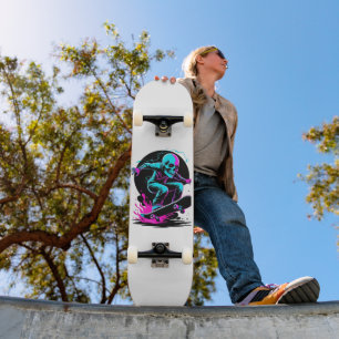 Neon Skull Skateboard Art - Diseño Edgy Skater