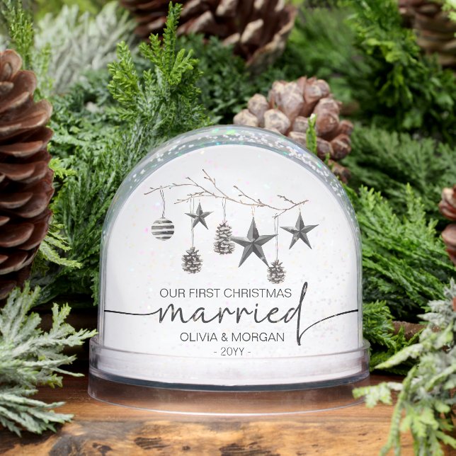 Newly weds first christmas married personalized (Invierno)
