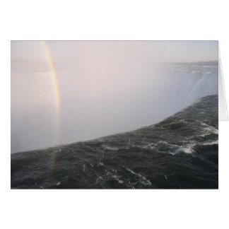 Niagara cae con tarjetas arco iris