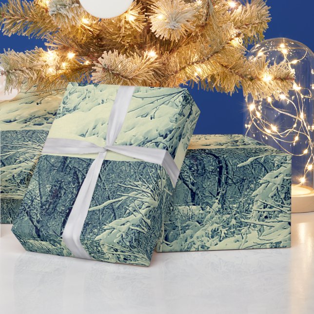 NIEVE EN EL papel de envoltura de las RAMAS (Vacaciones)