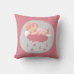 Niña bebé durmiendo sobre nubes Almohada rosa