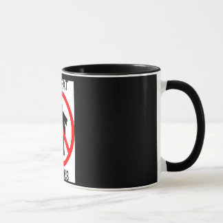 Ninguna taza gorda del polluelo