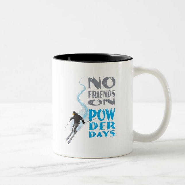 Ningunos amigos en la taza de los días del polvo (Derecha)