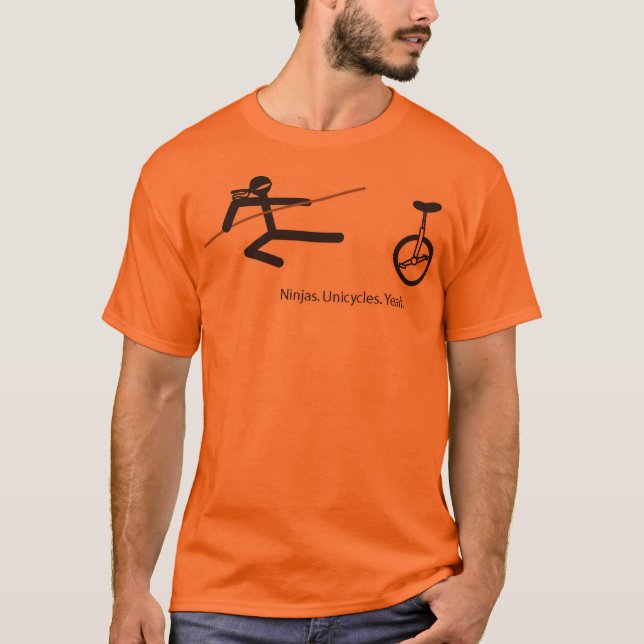"Ninjas. Unicycles. Sí." Camisa (Anverso)