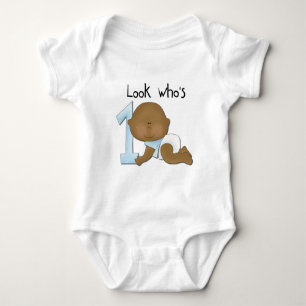 Niño afroamericano de primer cumpleaños camisetas 