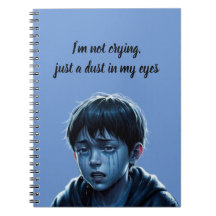 Niño con cuaderno de lágrimas