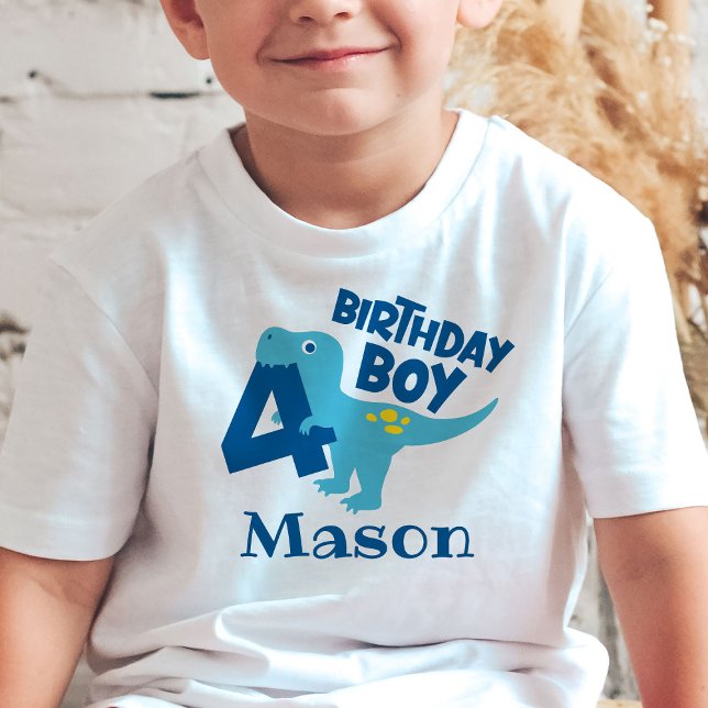 Niño de 4 años de dinosaurio camiseta personalizad (Subido por el creador)