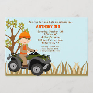 Niño de cuatro años en invitación de cumpleaños de