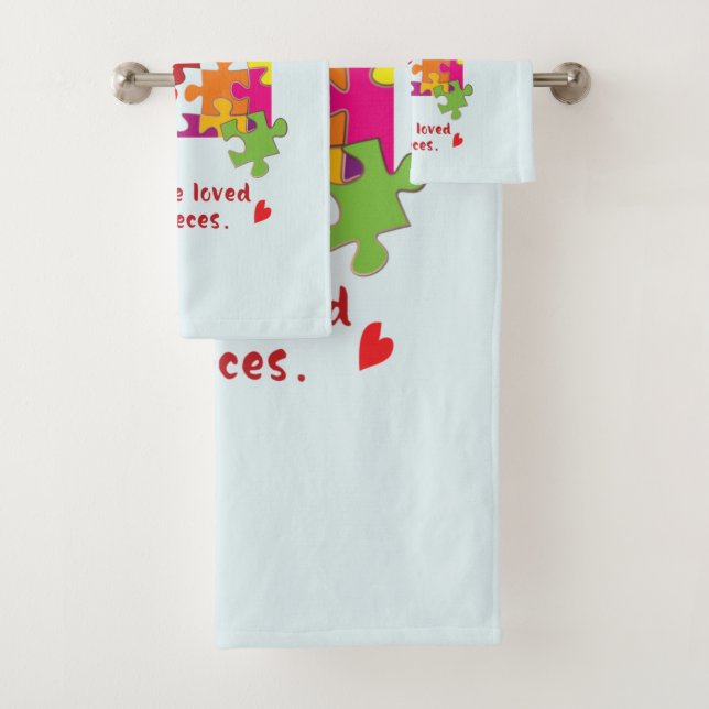 Niño de cumpleaños rompe el amor a las piezas (In situ)