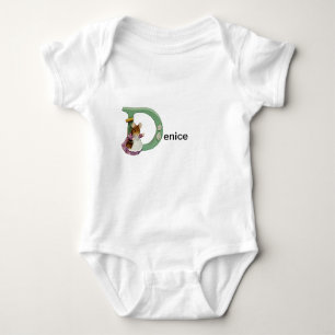 Niño de la letra D de Beatrix Potter y camisa