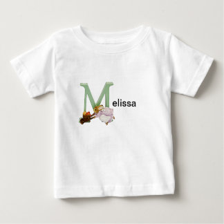 Niño de la letra M de Beatrix Potter y camisa