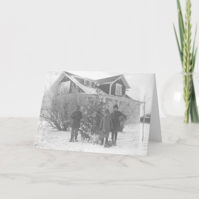 Niños afuera con el árbol de navidad (Anverso)