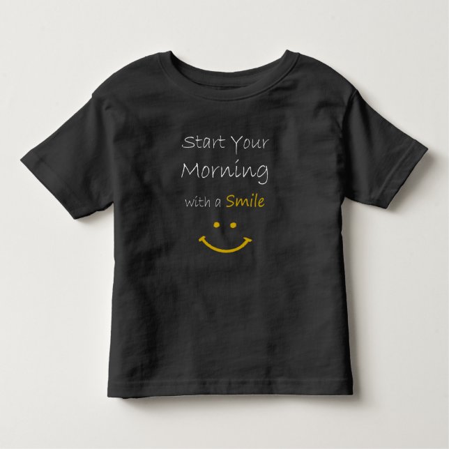 Niños con camisetas empiezan su mañana con una son (Anverso)