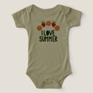 Niños de verano adoran la fruta