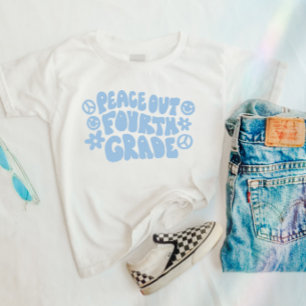 Niños desarman camiseta de cuarto grado en azul
