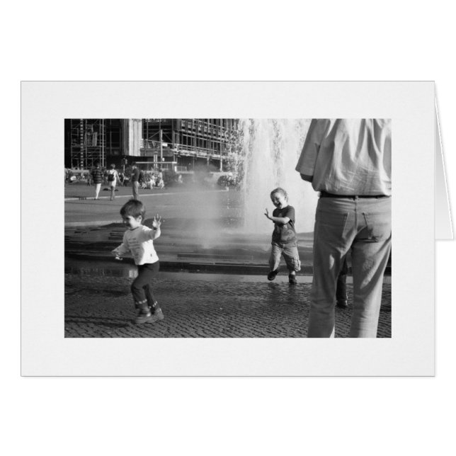 Niños en la fuente de Berlín (Anverso (Horizontal))