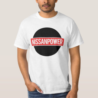 Nissan acciona la camiseta del blanco del logotipo