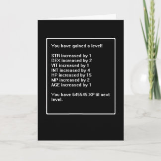 Nivel encima de la tarjeta de cumpleaños