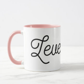 Nivel encima de la taza