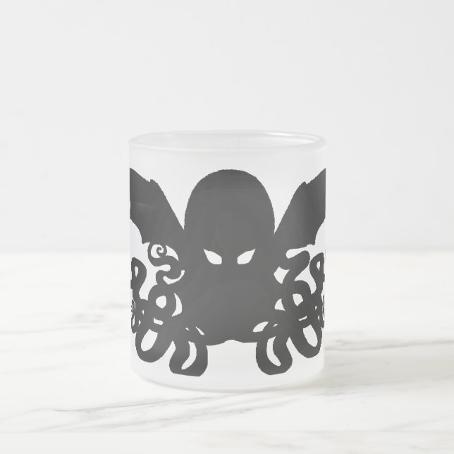 Niza una taza de cocido al vapor al vapor de (Centro)