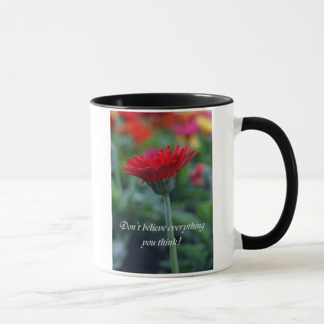 No crea que todo usted piensa la taza de café (Derecha)