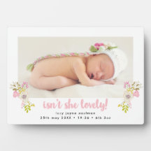 ¿No es preciosa placa con flores para bebés?