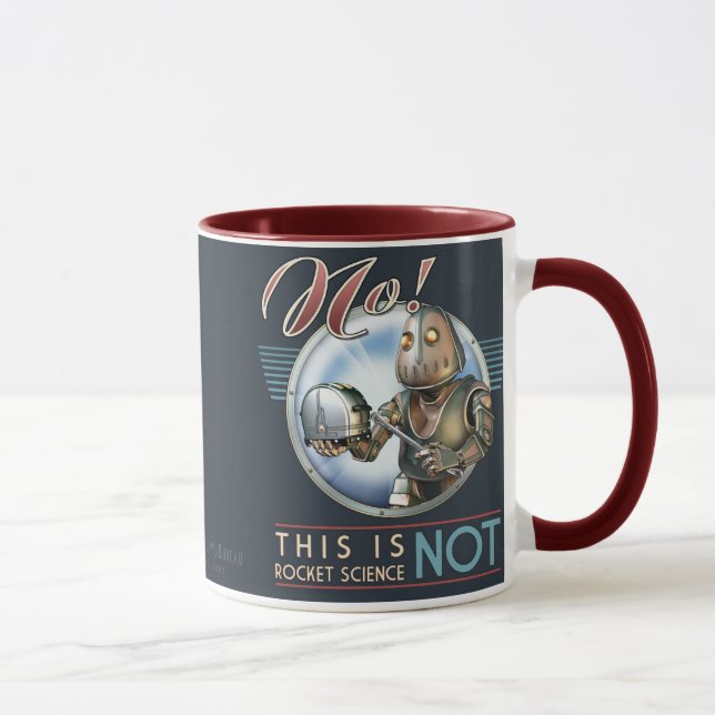 ¡No! Ésta no es taza de la ingeniería espacial (Derecha)