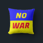 NO HAY COJÍN DECORATIVO DE GUERRA<br><div class="desc">Ya basta.</div>