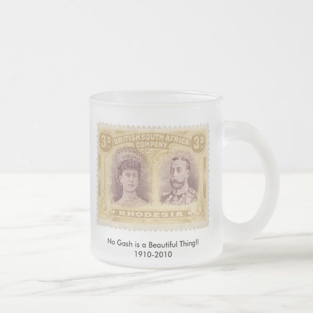 No hay incisión una taza hermosa de la cosa (Derecha)