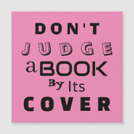 "No juzgues un libro por su portada" Cita Tarjeta