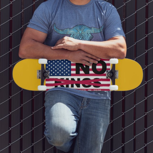 "NO kings" Skateboard (Exterior 3)