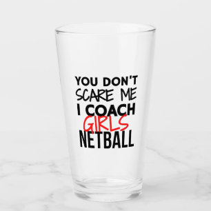 No me asustas, entreno chicas en netball