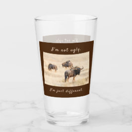 No soy una fea foto de wildebeest con texto