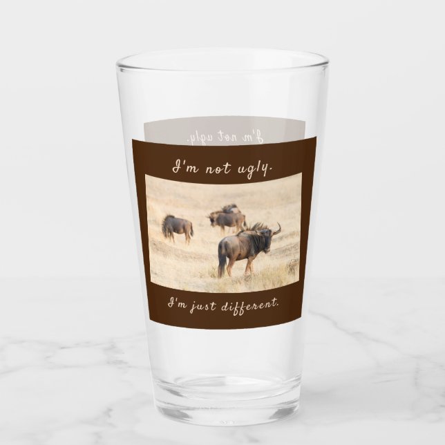 No soy una fea foto de wildebeest con texto (Anverso)