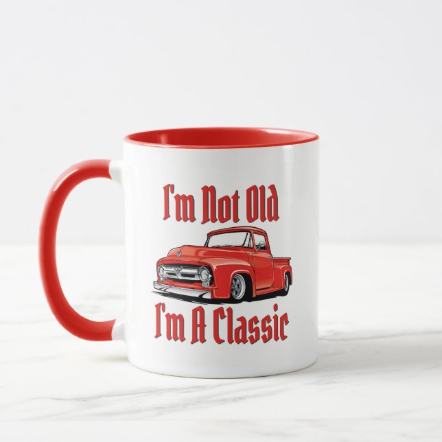 No soy viejo, yo soy una taza de café clásica (Izquierda)