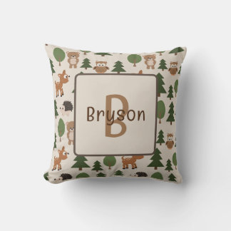 Nombrar almohada de guardería con tema de Woodland
