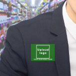 Nombre comercial y logotipo en el botón Rectángulo<br><div class="desc">Botón de rectángulo verde que puede personalizar escribiendo su nombre de negocio y cargando su logotipo de negocio. Personalizar y úselo como un accesorio uniforme para anunciar su negocio o promocionar su marca a clientes o clientes. Accesorio de personalizable que puede utilizar como material de marketing para crear conciencia de...</div>