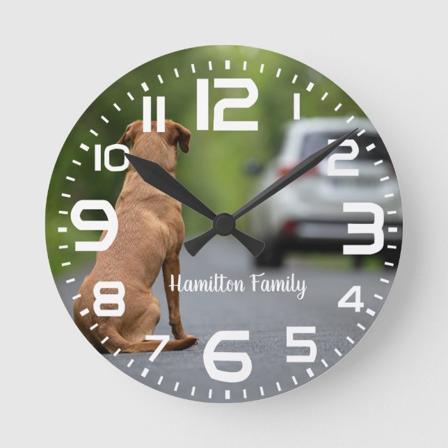 Nombre de familia Labrador Perro Reloj de pared de (Anverso)